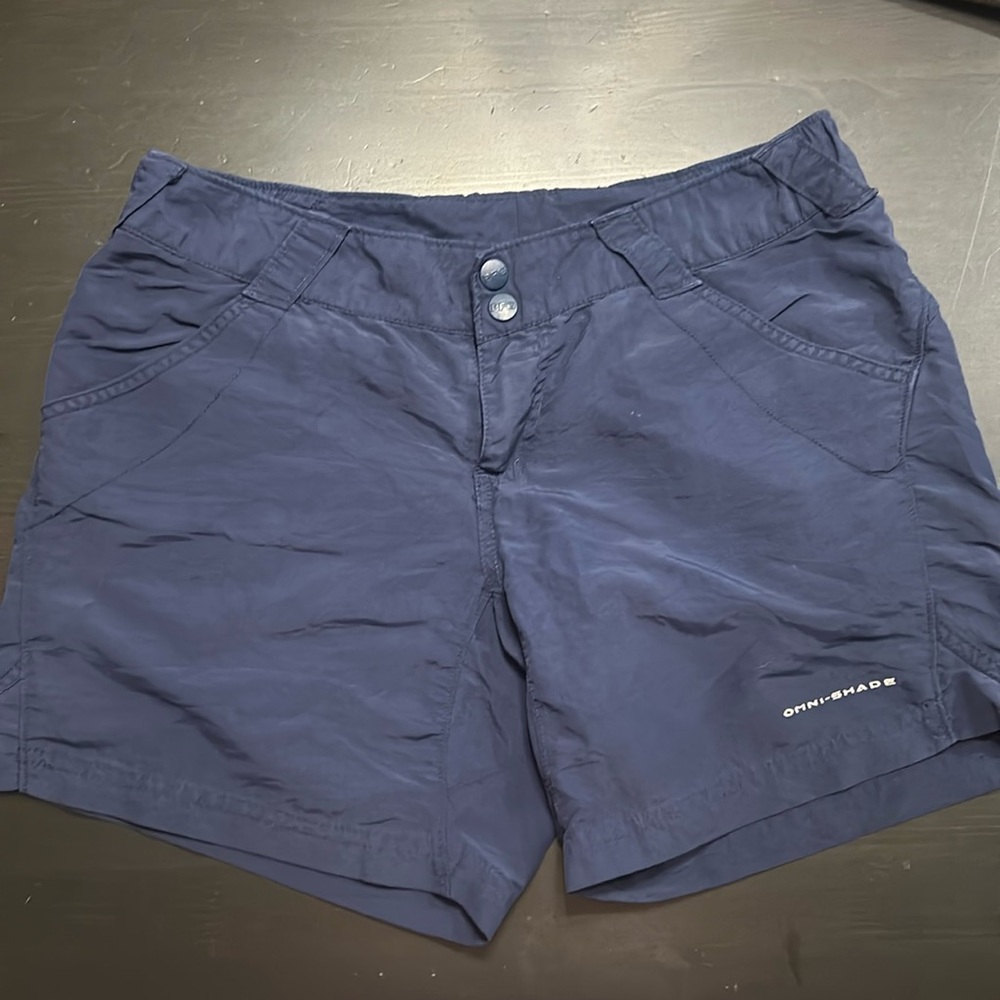 Columbia PFG women’s, size small, blue shorts